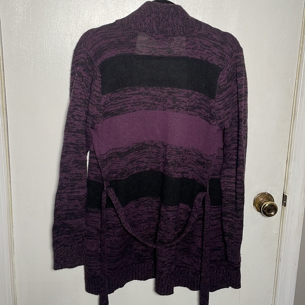 Sweater - Picture 2 of 3